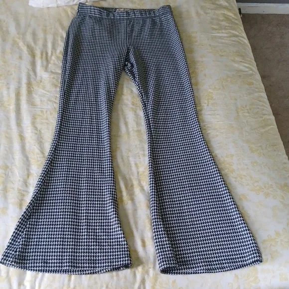 Pants - Picture 1 of 3